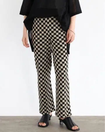 RADIATE 라디에이트 블록 체크 패턴 니트 팬츠