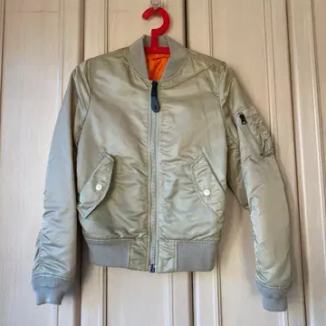 [ 중고품 ] ALPHA MA-1 스타일 자켓 여성용