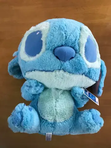 스티치 봉제 인형