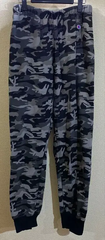 Champion 카모플라쥬 조거 팬츠