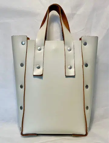 hender scheme 핸드백 화이트