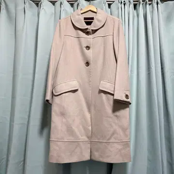 아이보리 롱 코트 버튼 포함