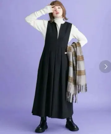 KBF 키 넥 BIG 플리츠 오버롤 스커트 BLACK 36 M 상당