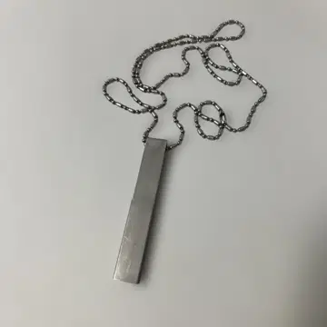 CLAUSTRUM USB 도크 택 목걸이