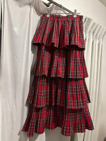 [ 당일 발송 ] 빨간색 체크 무늬 프릴 스커트