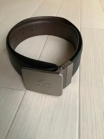 새상품 미사용 LACOSTE 로고 가죽 벨트 블랙