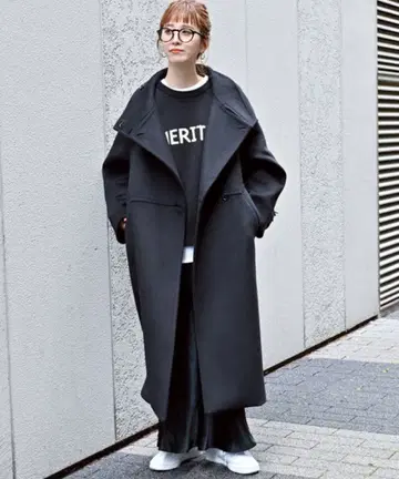 B.C STOCK W 비버 코쿤 스탠드 카라 코트