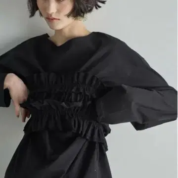 자용 프릴 뷔스티에 세트 루즈핏 롱T 블랙