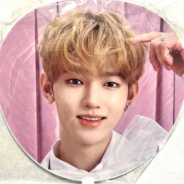 ZEROBASEONE 장하오 부채