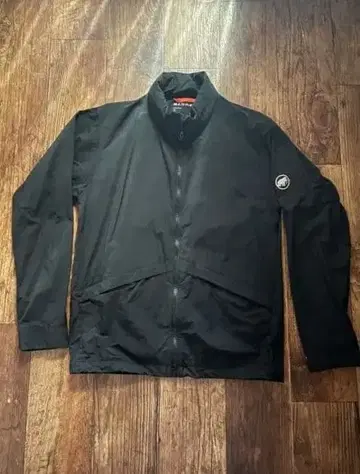 MAMMUT 블랙 나일론 자켓