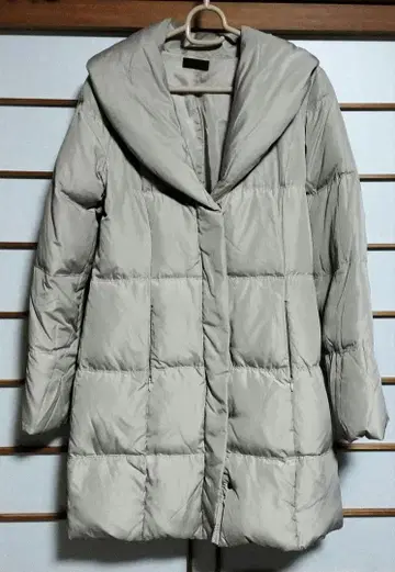 PROFILE 베이지 후드 부착 다운 자켓