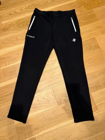 V TWELVE 블랙 팬츠 V12 사이즈 L