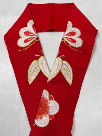 미사용 t-022 장식용 깃 자수 후리소데 성인식 송죽매 빨간색