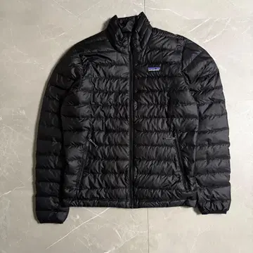 새상품급 파타고니아 다운 스웨터 블랙 XS 해외 규격