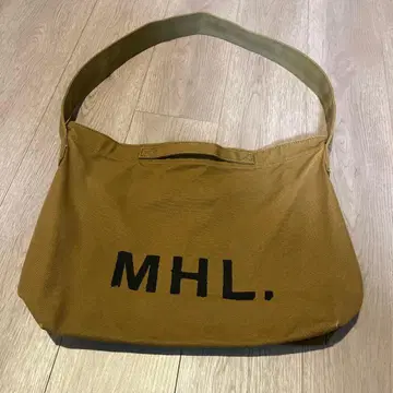 MHL. 숄더백 브라운