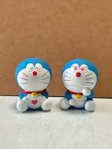 도라에몽 피규어 2체 세트