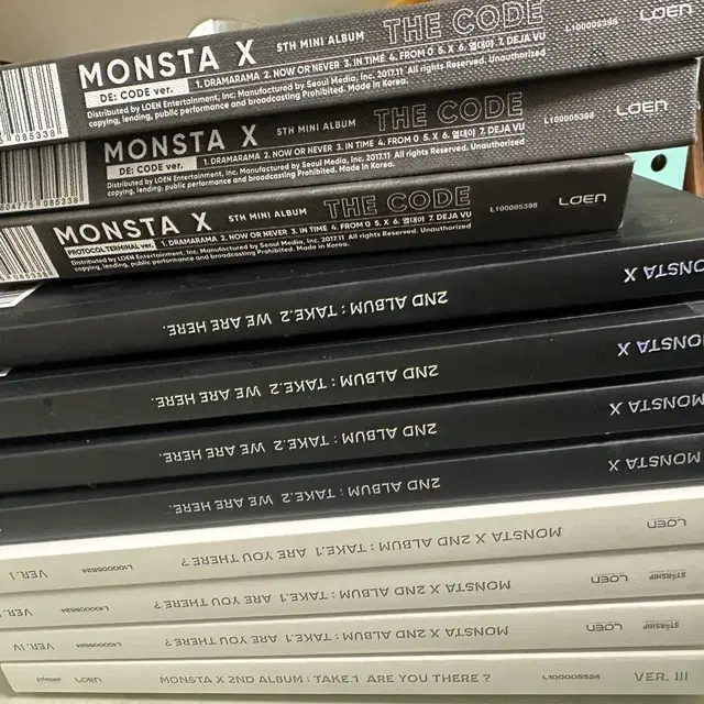 몬스타엑스 앨범