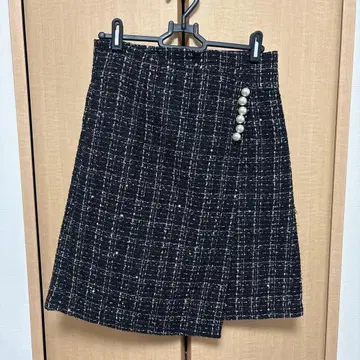 JUSGLITTY 트위드 스커트