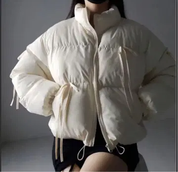 me+em select 스트랩 리본 숏 퍼프 다운 자켓