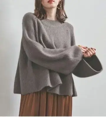 [ ELIN ] 플레어 슬리브 니트