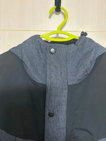 남성용 워크맨 후드 부착 데님 다운 자켓 M 사이즈