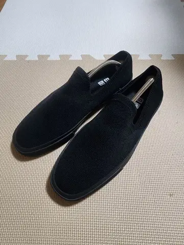 [컨디션 최상] UNIQLO U 블랙 슬립온