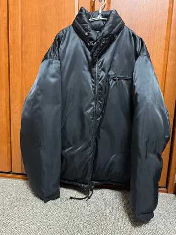 KTPOURHOMME 블랙 다운 자켓