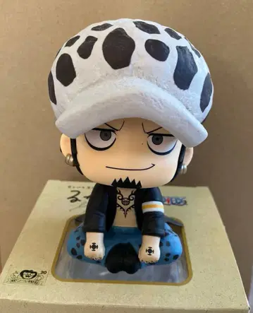 원피스 룩업 트라팔가 로 피규어 로