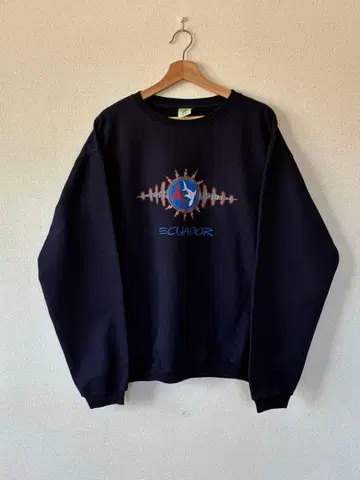 Linea Verde 에콰도르제 90s 스웨트 셔츠