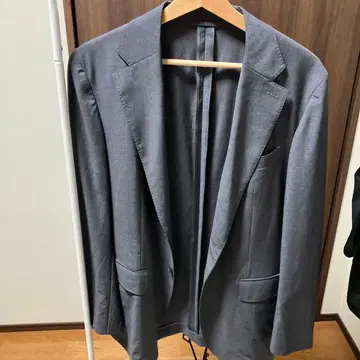 유니버설 랭귀지 2.0 PRODUCTS 그레이 테일러드 자켓