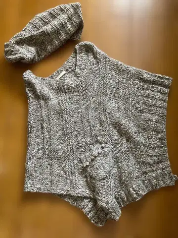 알파카 울 혼방 판초와 넥워머 세트