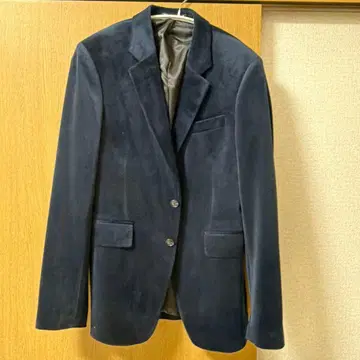 [새상품] ZARA 네이비 벨벳 테일러드 자켓 36