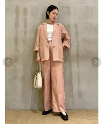 미라 오웬 핑크 셋업