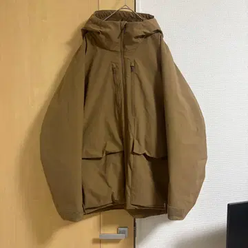 유니클로 하이브리드 다운 후드티 브라운