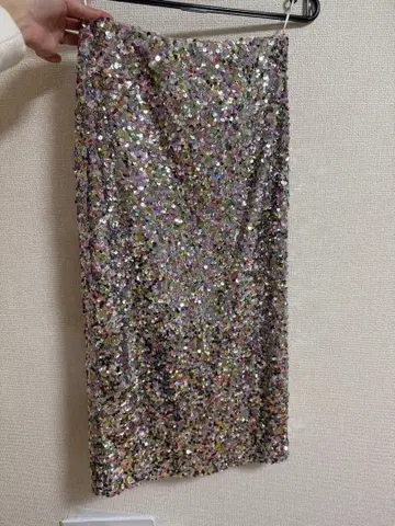 스팽글 스커트 GREYLIN JOURNAL STANDARD