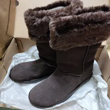 스케쳐스 미들 기장 부츠