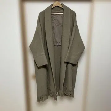 시험 제작 코트 1점