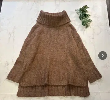 어반 리서치 도어스 울 알파카 혼방 터틀넥 브라운 계열 루즈핏