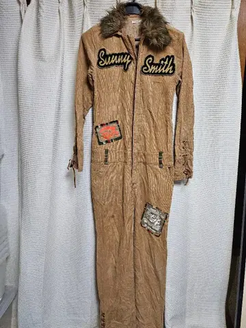 Sunny Smith 베이지 코듀로이 오버롤