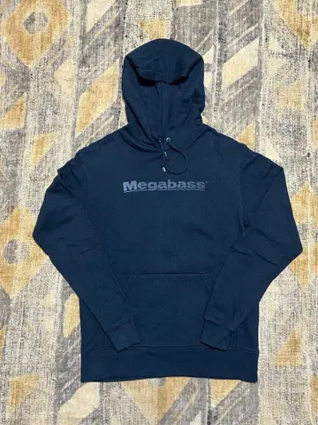 Megabass 후드티
