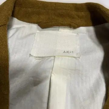 키요하라 아키 씨 AK+1 울 린넨 셋업