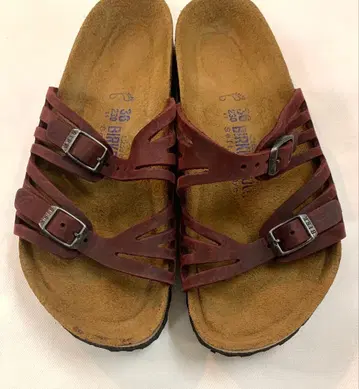 새상품급 Birkenstock 샌들 버건디 36 23.0