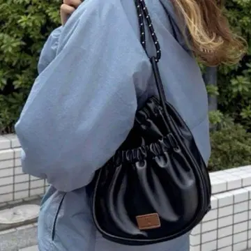 CPCM FUKA'S 기획 PU 파라코드 개더 미니 숄더백 블랙