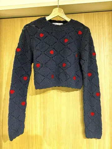 ZARA 자라 하트 자수 니트 S 사이즈 새상품급