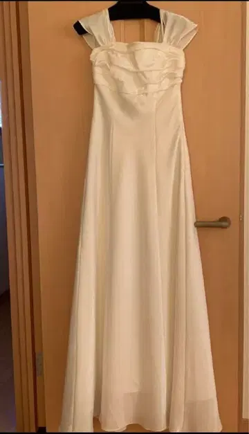 쥬네 비비안 화이트 드레스 9호