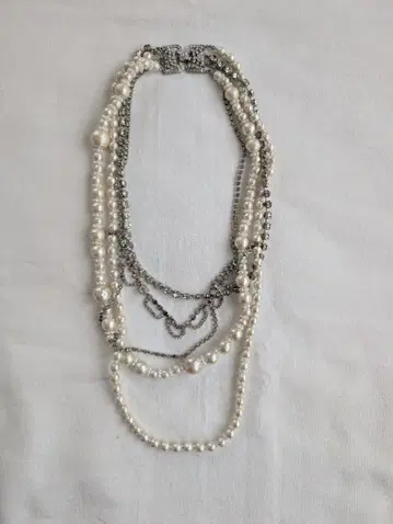 쁘띠 로브 노아 목걸이