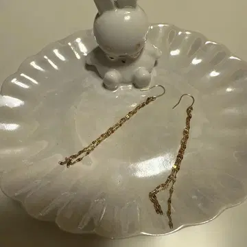 골드 트위스트 체인 링 귀걸이 ete