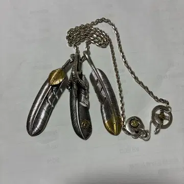 페더 목걸이 실버 골드 깃털 모티브