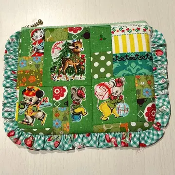 단종 레트로 애니멀 무늬 패치워크 프릴 파우치