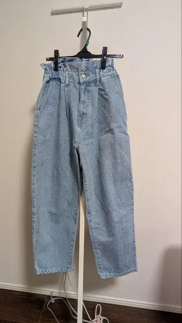 안미누 하이웨스트 라이트 블루 데님 팬츠 F